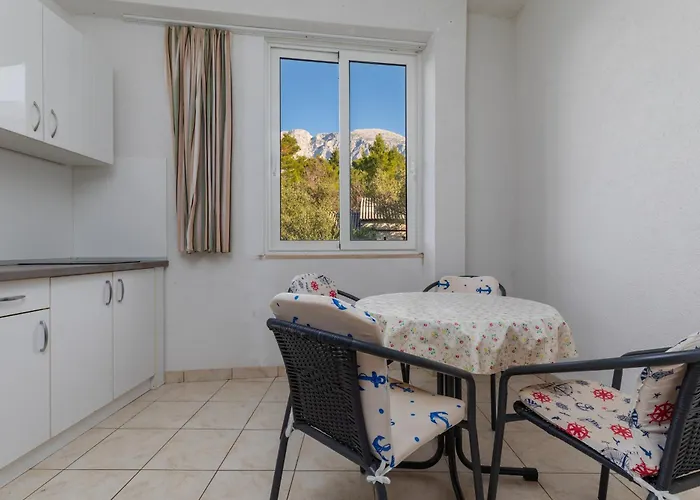 Apartmán With Parking Space Tucepi, Makarska - 20878 *